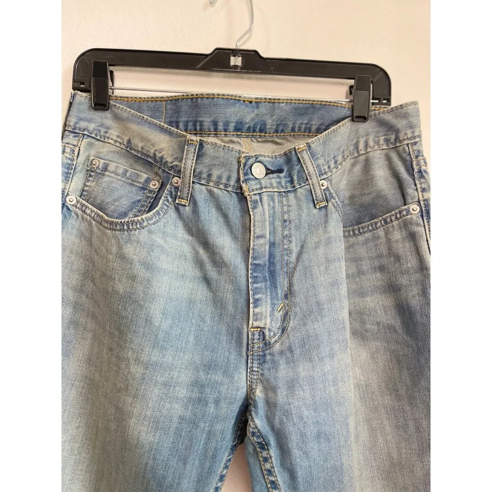 Levis 559 Relaxed Straight Leg Jeans Mens 32x30 Light Wash Blue 00559-0363